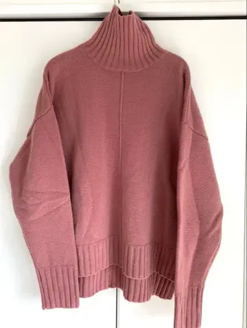 NORC 오버 사이즈 터틀넥 니트 핑크