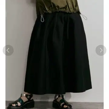 UN3D. 턱 니트 스커트 36