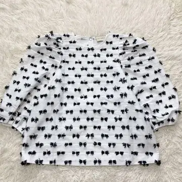 UNITED ARROWS 리본 컷 자카드 블라우스 38