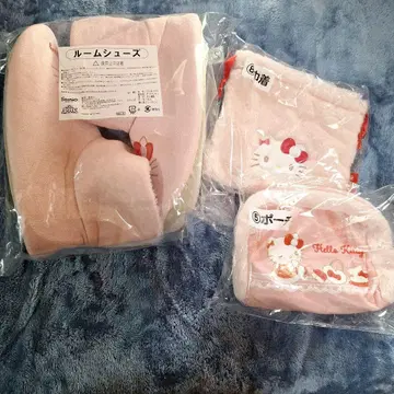 산리오 헬로키티 1번 복권 룸슈즈 외 미개봉품 최종 가격