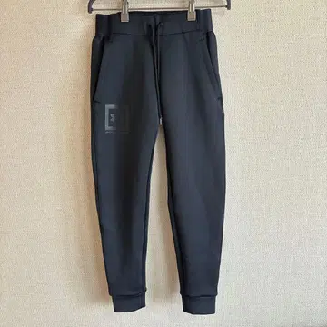 언더아머 블랙 조거 팬츠 sm
