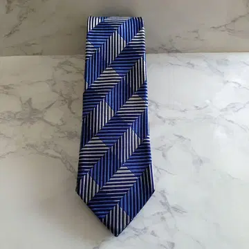 BARNEYS NEWYORK 넥타이