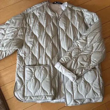 L 상당! 빅 사이즈 미사용 새상품 ZARA 퀼팅 자켓 S