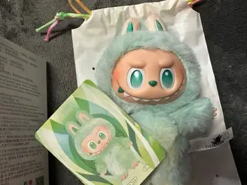 THE MONSTERS Big into Energy Serenity