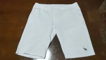 addabot 화이트 숏팬츠