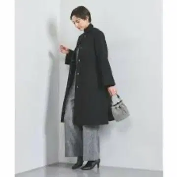 유나이티드 애로우즈 A라인 미들 코트