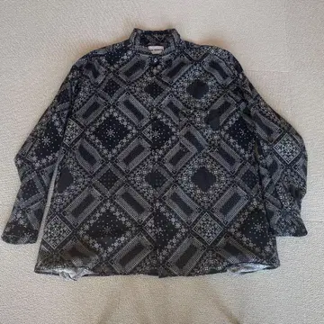 BIG SHIRTS 반다나 패턴 셔츠 일본제 코튼 100% XL 사이즈