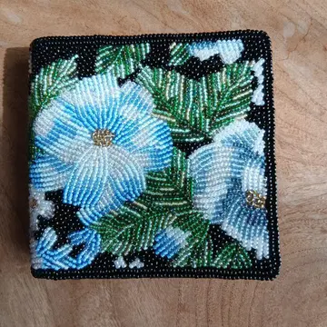 꽃무늬 비즈 자수 코인 케이스