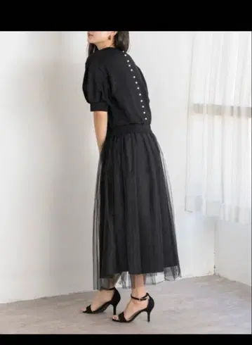 EUCLAID 펄 도킹 원피스 롱 맨투맨 튤