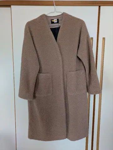 베이지 롱 코트 (팜)