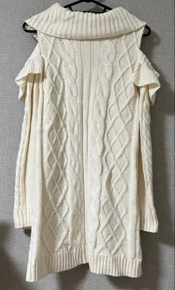 evelyn 니트 원피스 오픈 숄더