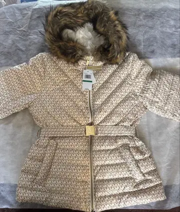 새상품 택 포함 L 사이즈 마이클코어스 다운 자켓 올 패턴 로고