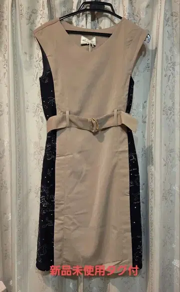 미사용 새상품 돌업 우프스 별자리 프린트 원피스