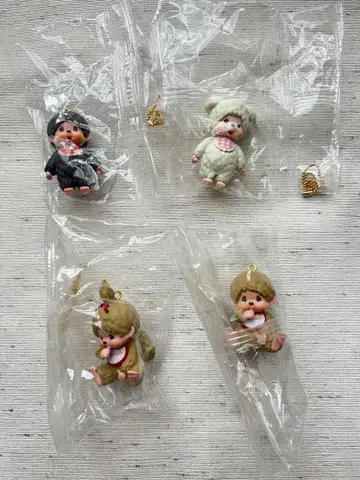 몽치치 마스코트 키체인 4개 세트