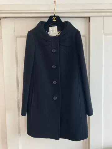 새상품급 케이트 스페이드 Kate Spade 블랙 리본 코트