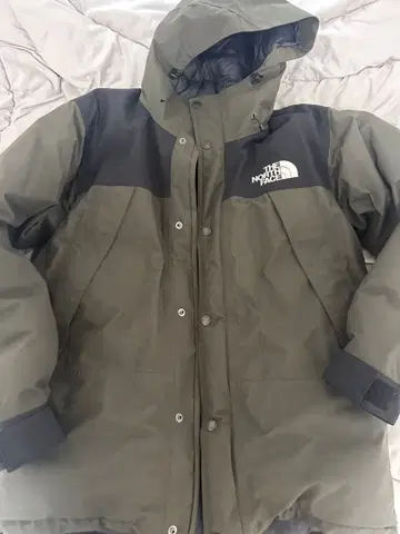 THE NORTH FACE 다운 자켓 올리브 그린