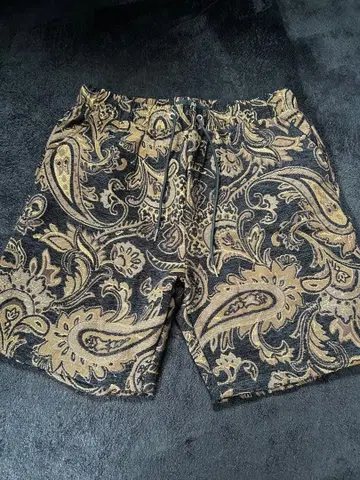 캄비오 페이즐리 숏팬츠