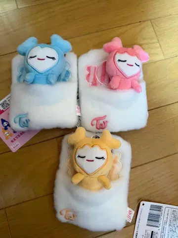 TWICE GIGO 러블리 패스케이스 세트