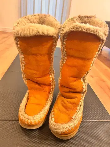 mou 어그 부츠 오렌지 컬러 롱 24.5