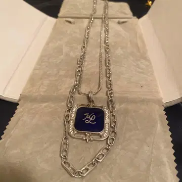 파란색 펜던트 롱 목걸이