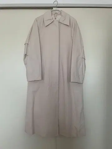 COS 아이보리 롱 코트