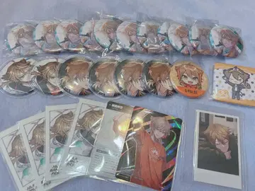 후시미 가쿠 캔뱃지와 폴라로이드 묶음 판매