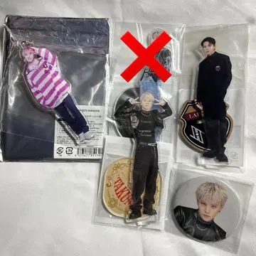 카와니시 타쿠미 아크릴 스탠드 캔뱃지 묶음 판매