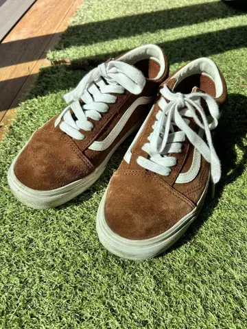 브라운 스웨이드 스니커즈 로우컷 vans