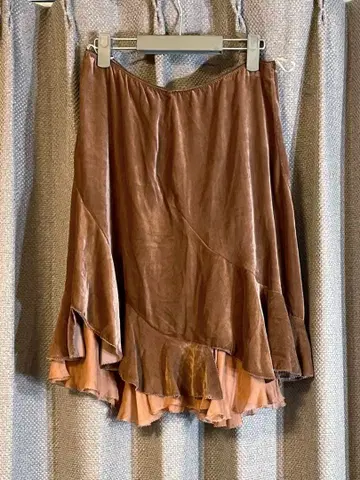 파올라 프라니 에스카르고 스커트 택 포함 미사용품