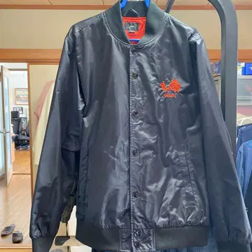 obey. 나일론 자켓 블랙 꽃무늬 자수