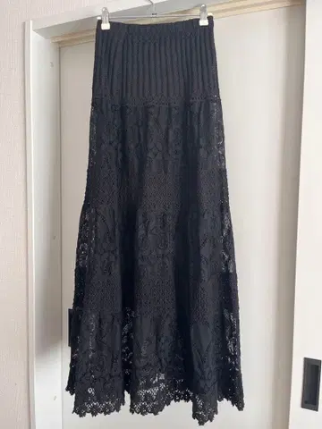 레이스 플레어 롱 스커트 블랙 그레이