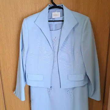 라이트 블루 원피스 수트 세트