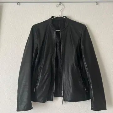 가죽 자켓 STUDIOUS