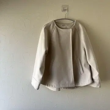 화이트 아이보리 노카라 코트 숏 A라인 L 사이즈 루즈핏