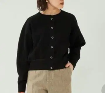 새상품 그린 라벨 릴랙싱 맨투맨 가디건 크롭