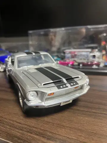 쉘비 머스탱 1968년식 1/18 미니카