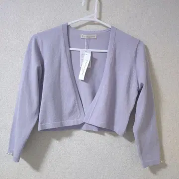 새상품 미사용 레지나 스크래치 라일락 가디건 라벤더 펄