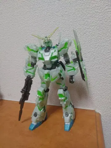 1/144 HG RX-0 유니콘 건담 디스트로이 모드 동시 300엔 할인