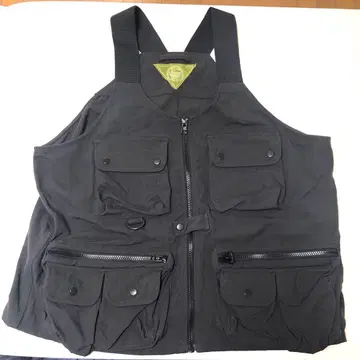 UNSTUDIED 블랙 베스트