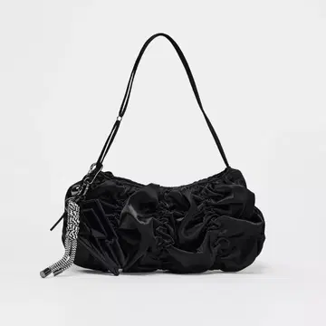 ZARA 멀티 개더 버킷 백