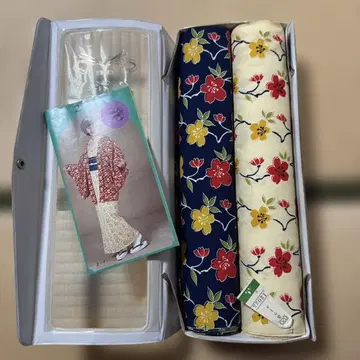 겉옷과 기모노 옷감 세트