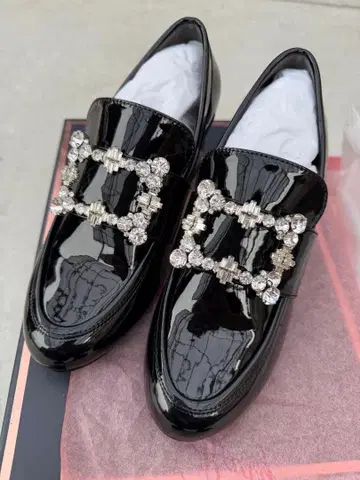 Rady 블랙 에나멜 비쥬 로퍼