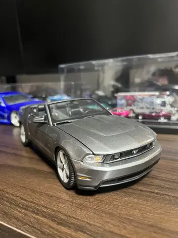 포드 머스탱 오픈카 1/18