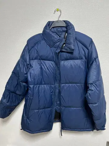 세탁 가능한 다운 리사이클 다운 자켓 다운 네이비 컬러 네이비