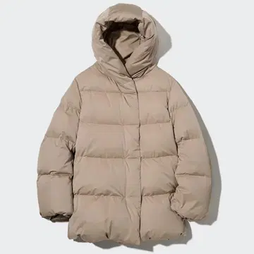 택 포함 새상품 UNIQLO 파우더 필 다운 숏코트 S 베이지