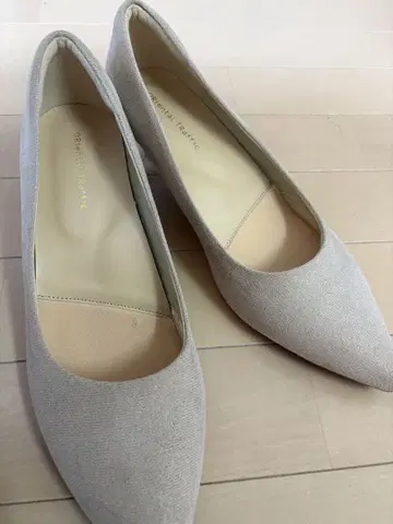 Oriental Traffic 베이지 스틸레토 펌프스 43