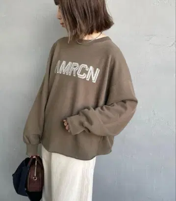 아메리카나 별주 AMRCN 맨투맨 브라운