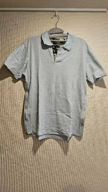 Narifuri 피케 셔츠 사이드 슬릿 카모플라쥬 골프