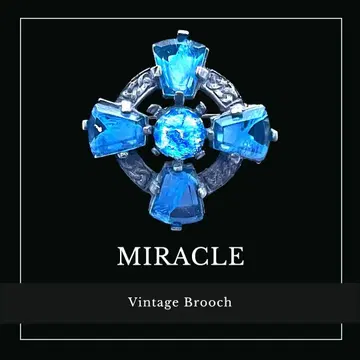 MIRACLE 켈트 크로스 블루 파이어 오팔 & 플루이드 유리 브로치