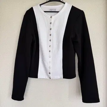 아그네스베 한정판 바이컬러 긴팔 가디건